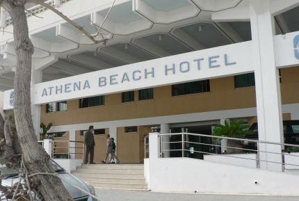 Athena Beach Hotel 